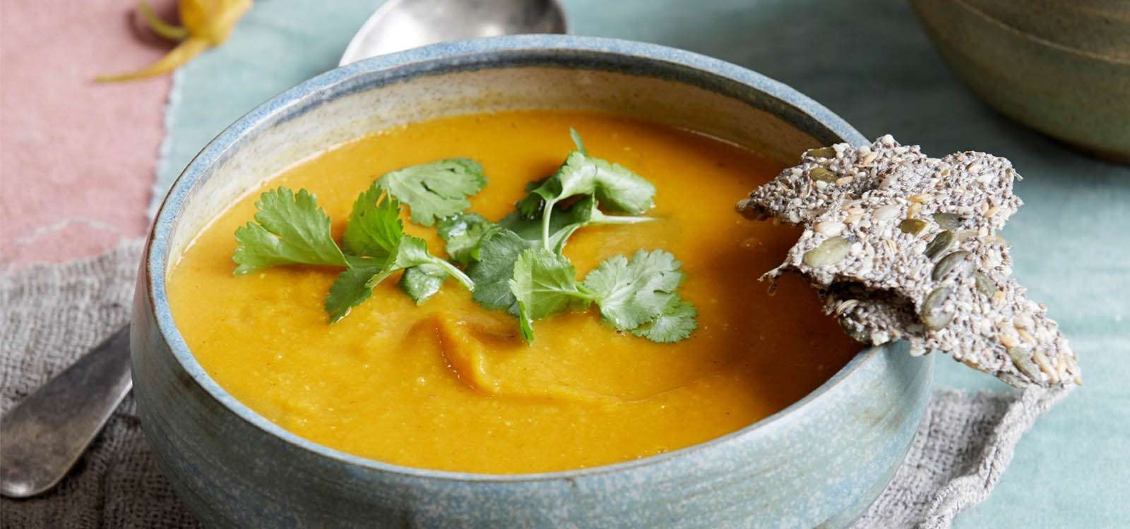 Recipe: LENTIL & SWEET POTATO SOUP