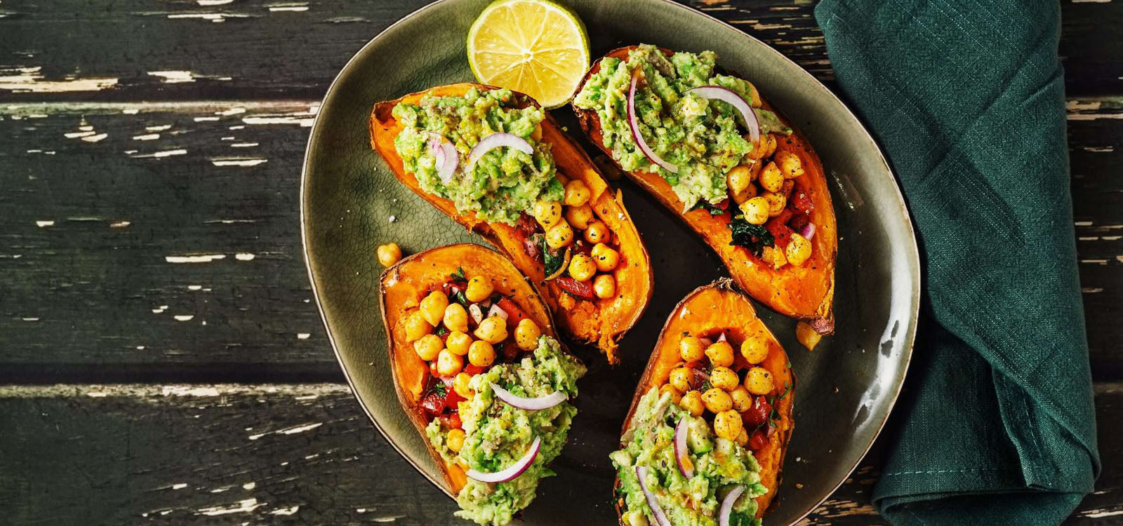 Recipe: SWEET POTATO, SMOKY BLACK BEANS, PICKLED RED ONION,
TOMATO SALSA AND AVOCADO